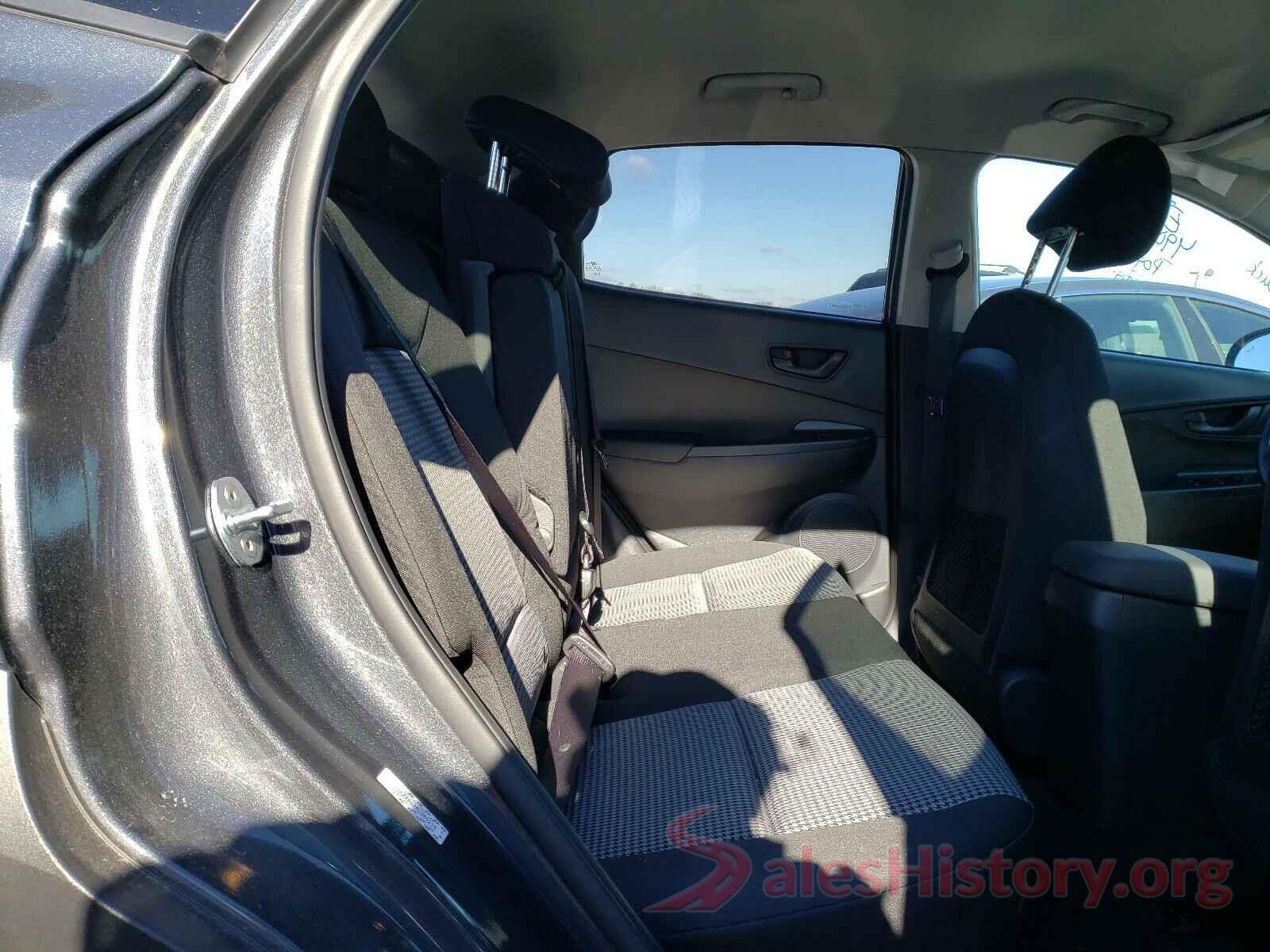 KM8K22AA2KU389219 2019 HYUNDAI KONA