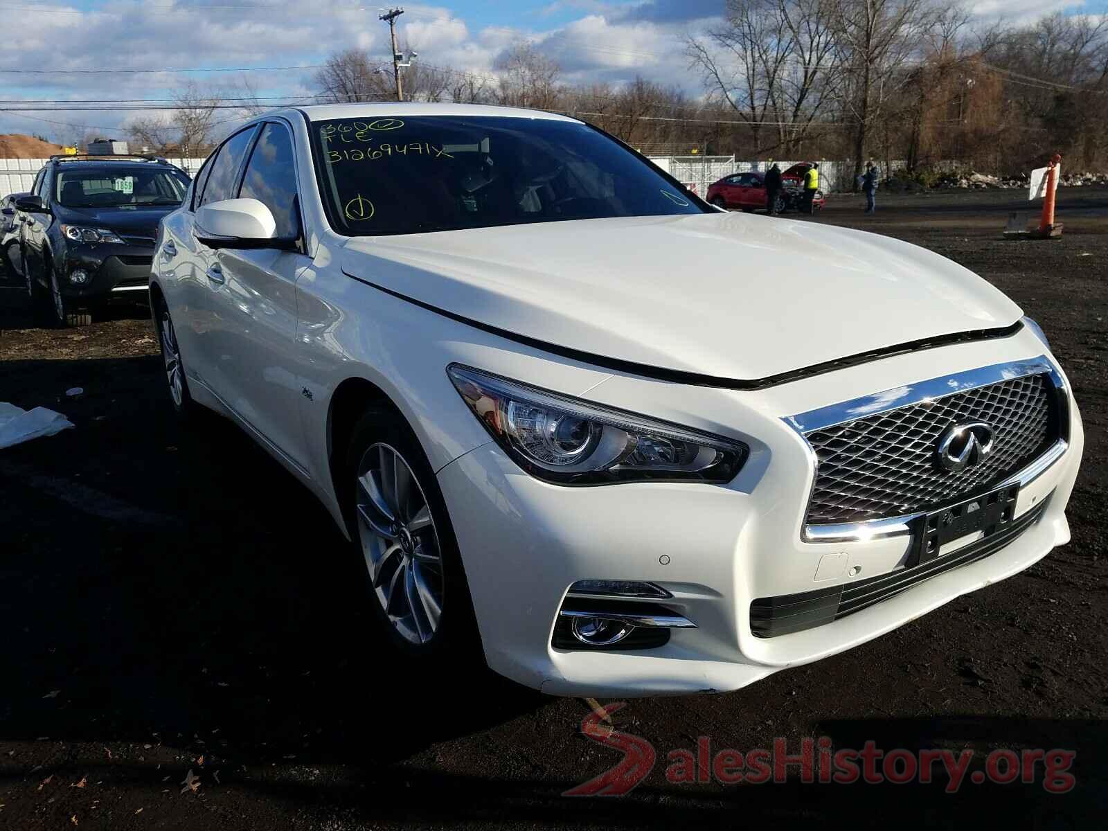 3VWG17AU5JM282539 2017 INFINITI Q50