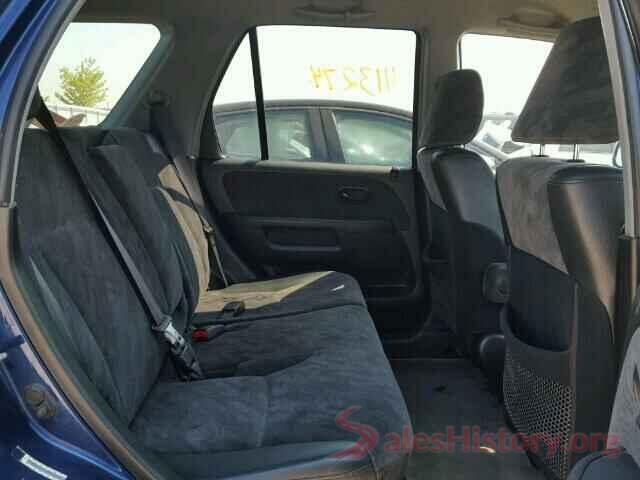 KNDJN2A22K7672587 2004 HONDA CRV