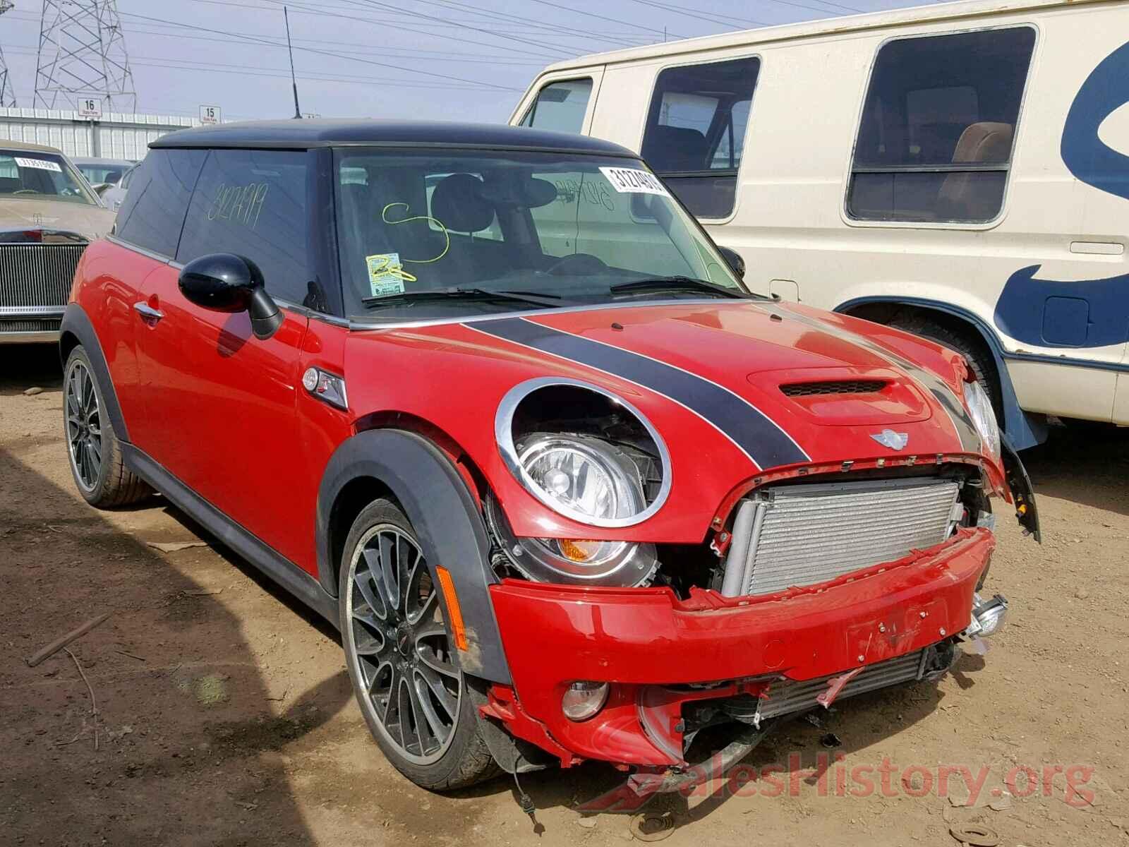 WZ1DB4C08LW031465 2012 MINI COOPER