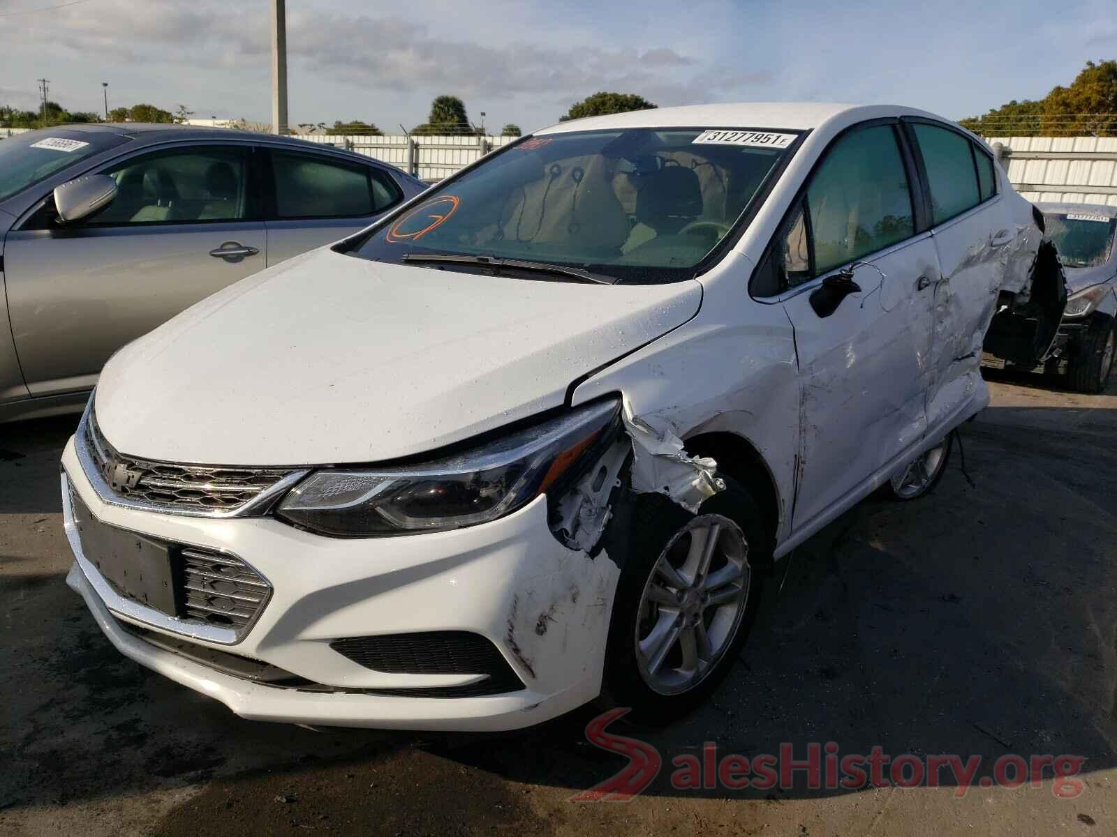 3G1BE6SM0JS596257 2018 CHEVROLET CRUZE