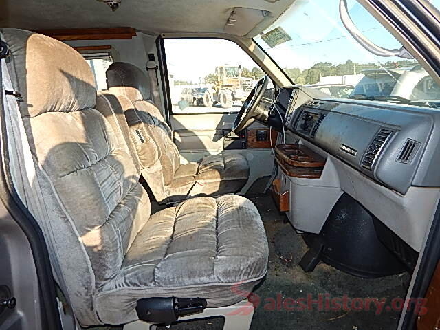 3N1AB7AP7JY237002 1992 CHEVROLET ASTRO