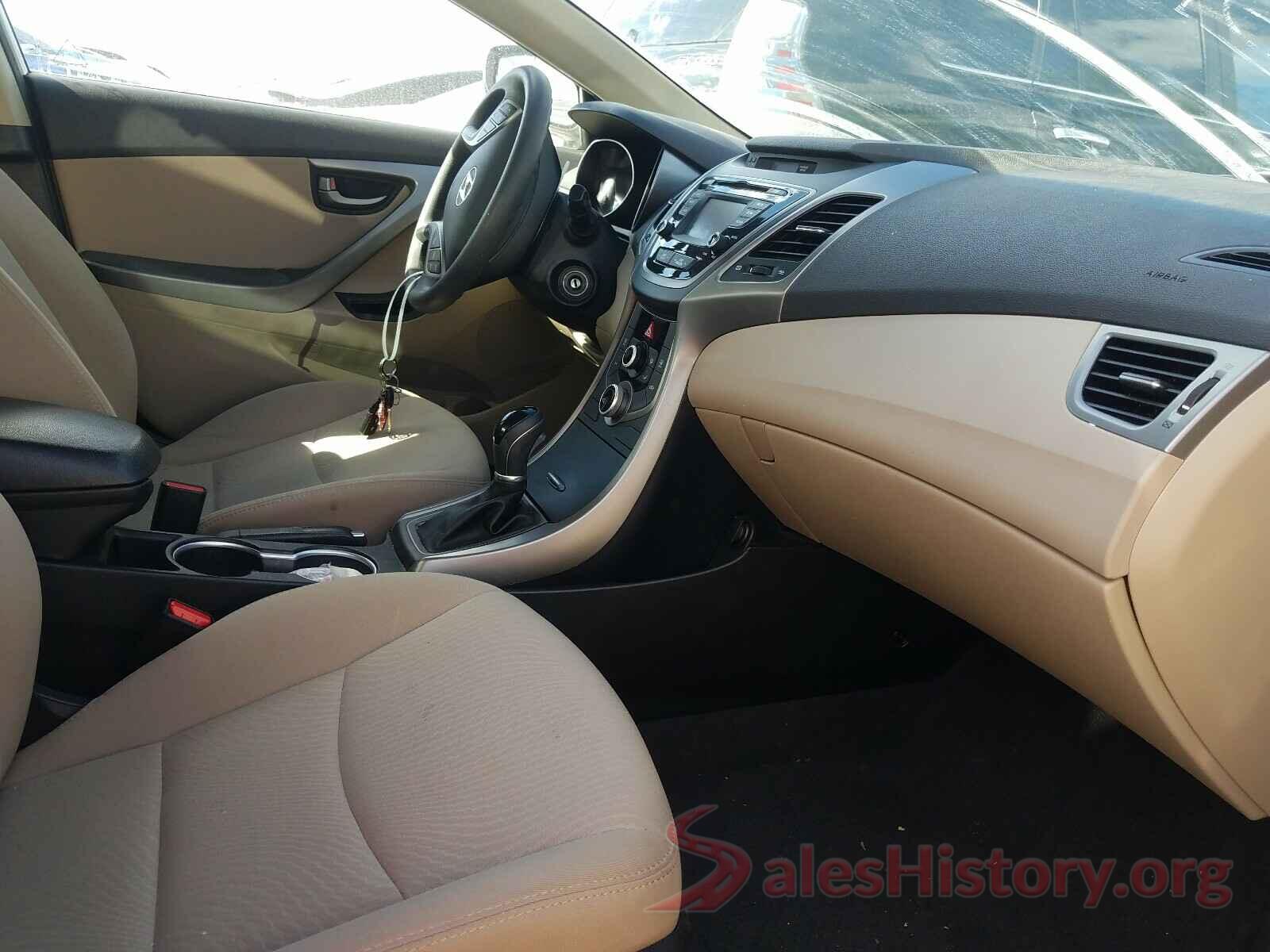 5NPDH4AE3GH655813 2016 HYUNDAI ELANTRA