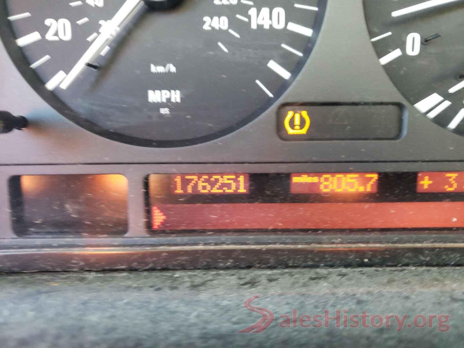 5YJ3E1EA7JF048782 2004 BMW X5