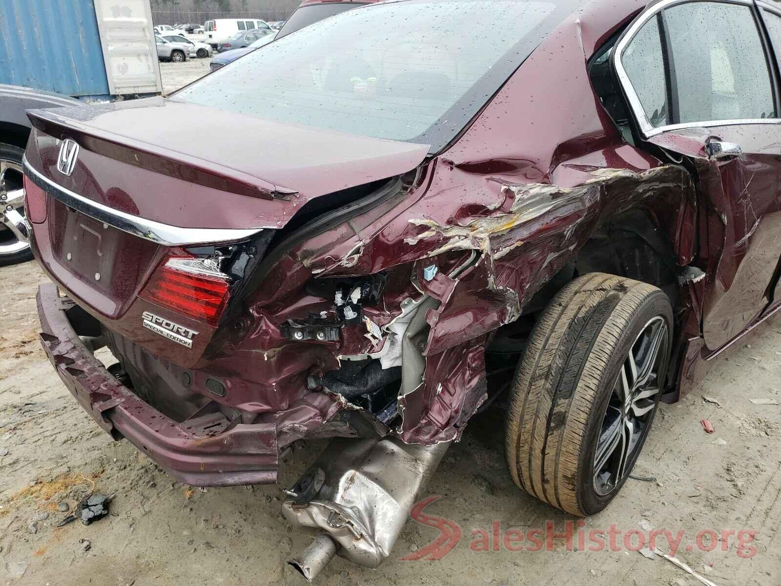 1HGCR2F1XHA019855 2017 HONDA ACCORD