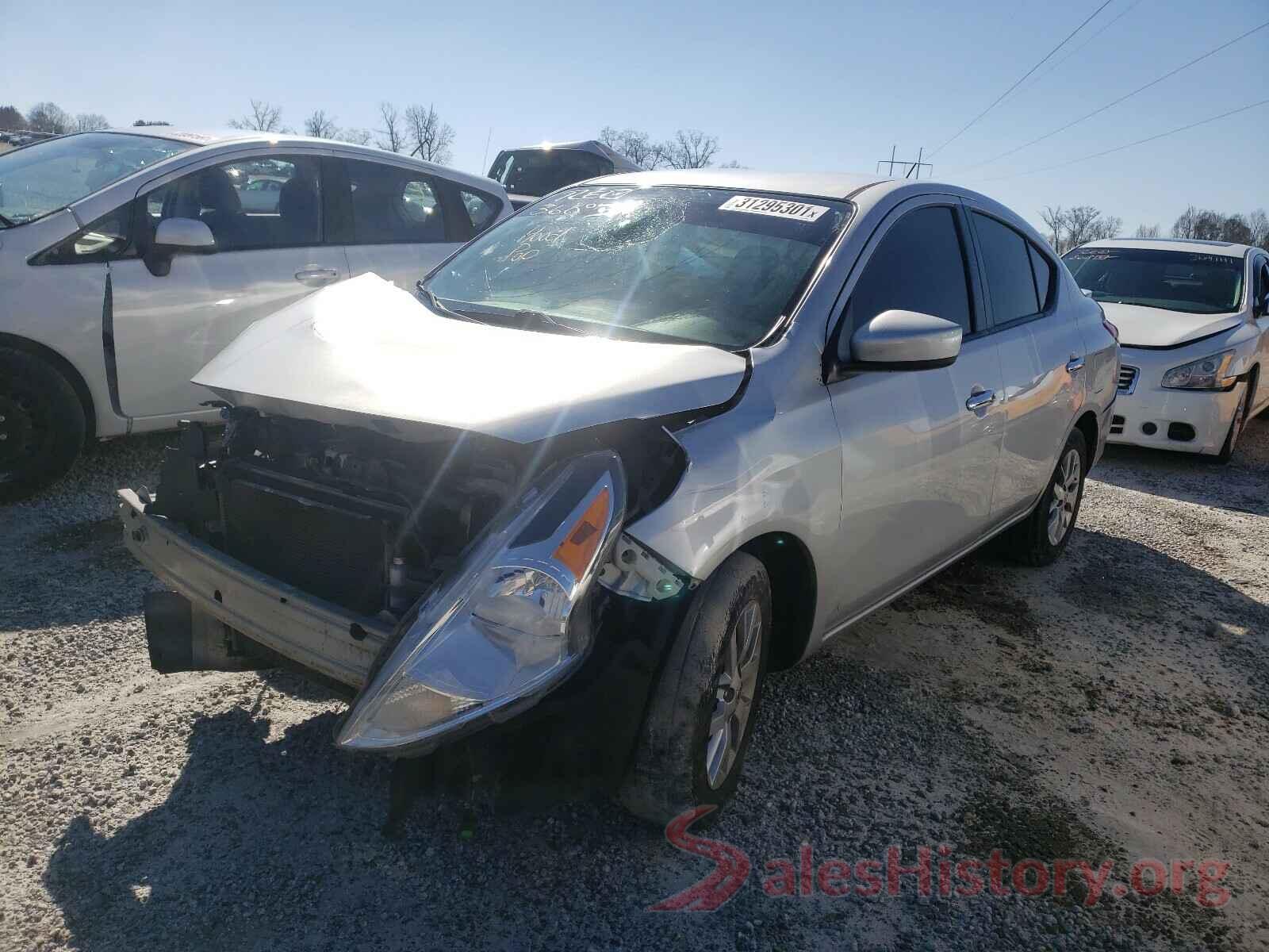 3N1CN7AP3JL824889 2018 NISSAN VERSA