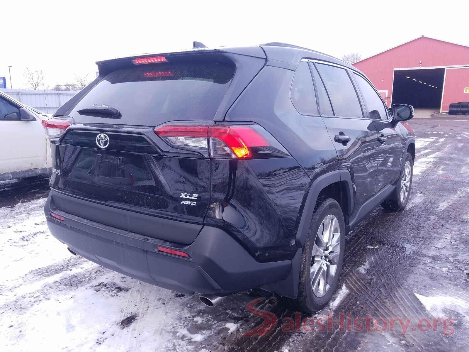 2T3R1RFV8KW017915 2019 TOYOTA RAV4