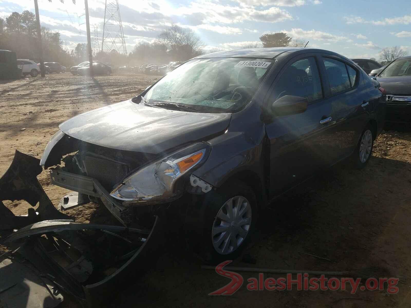 3N1CN7AP6KL851795 2019 NISSAN VERSA