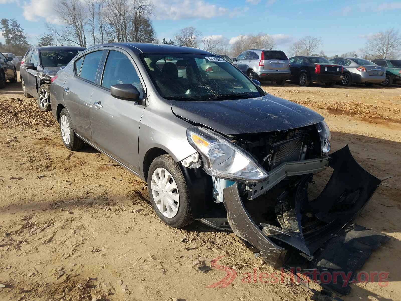 3N1CN7AP6KL851795 2019 NISSAN VERSA