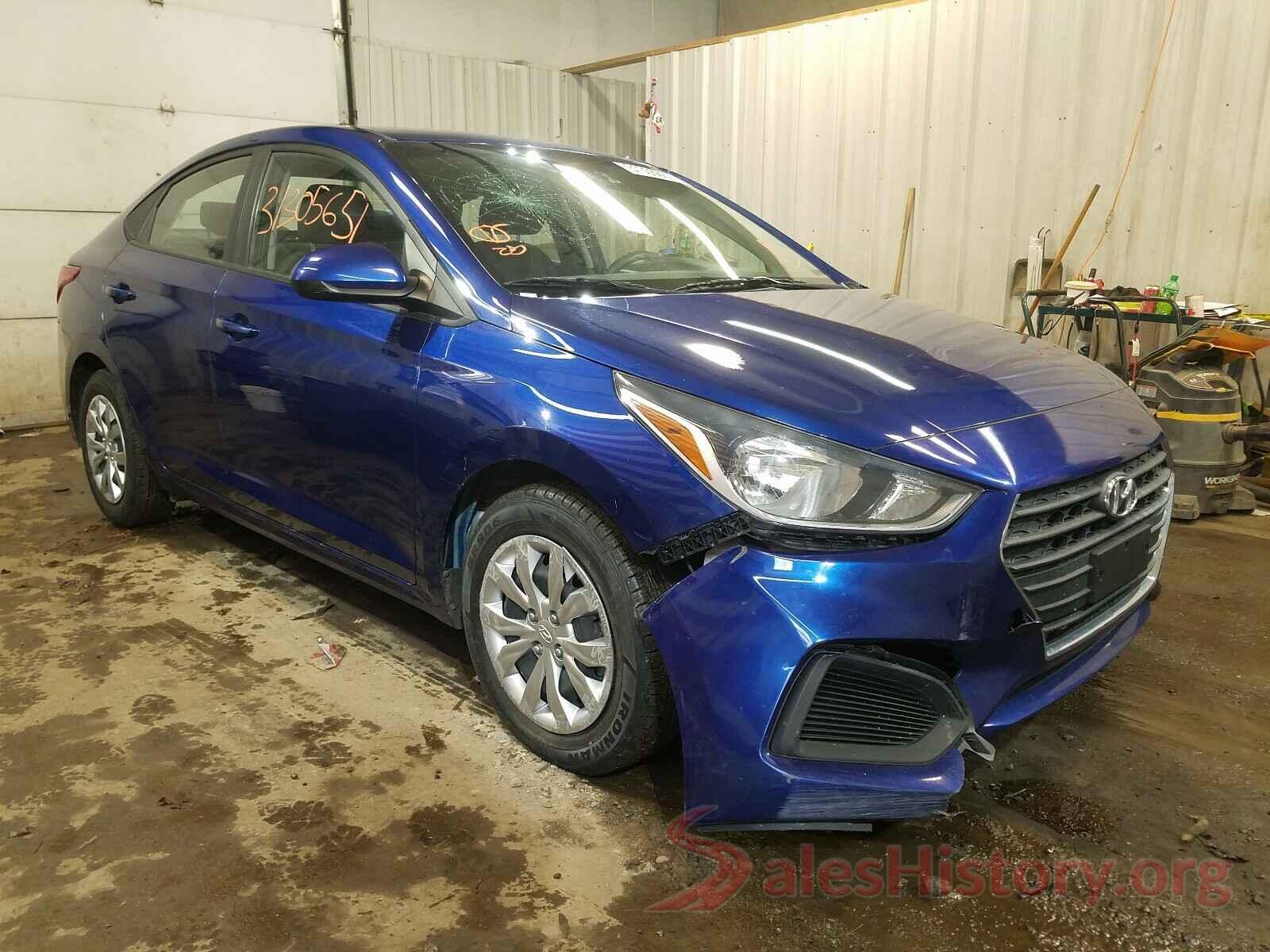 3KPC24A32JE015003 2018 HYUNDAI ACCENT