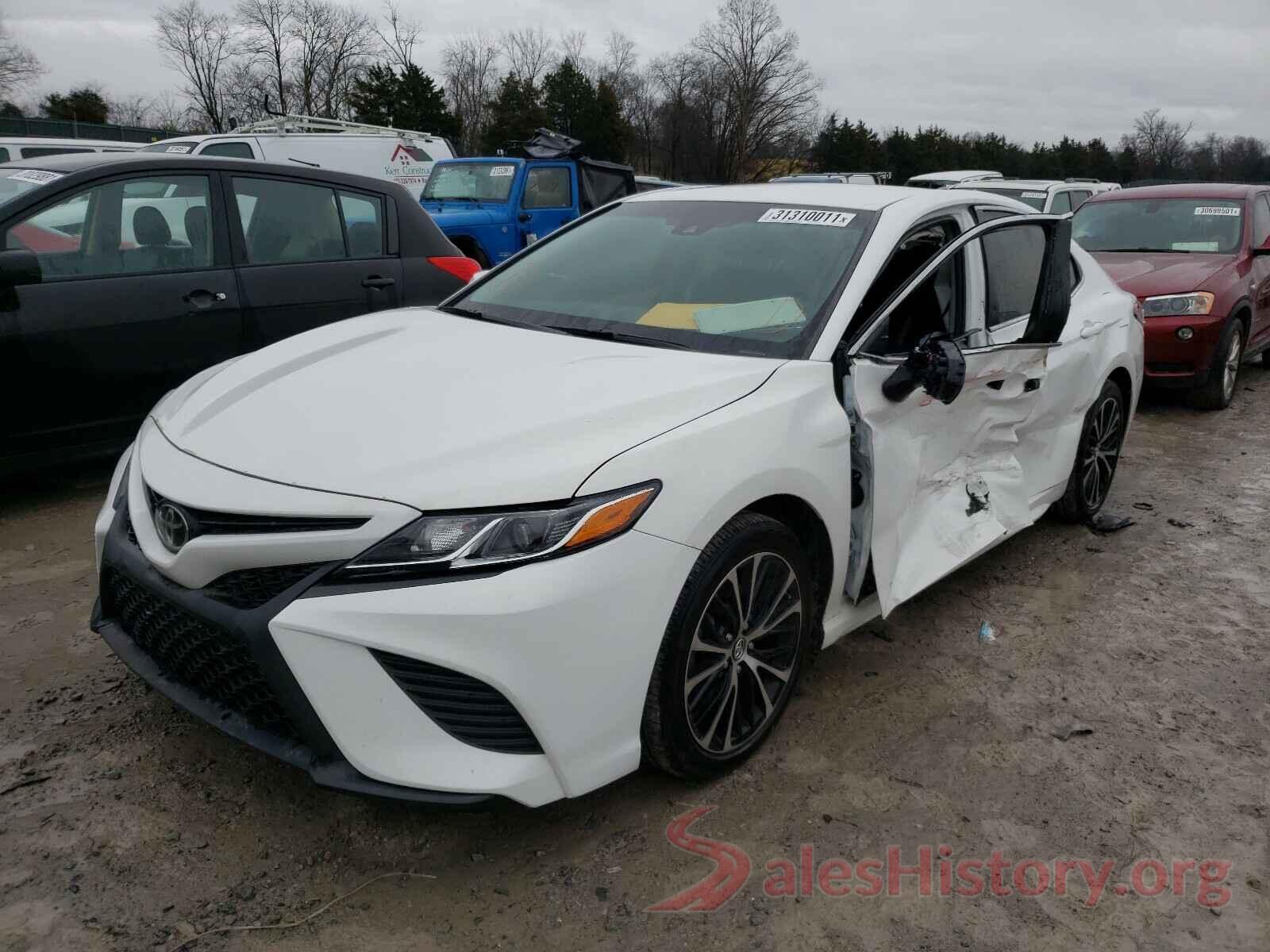 4T1B11HK4JU596334 2018 TOYOTA CAMRY