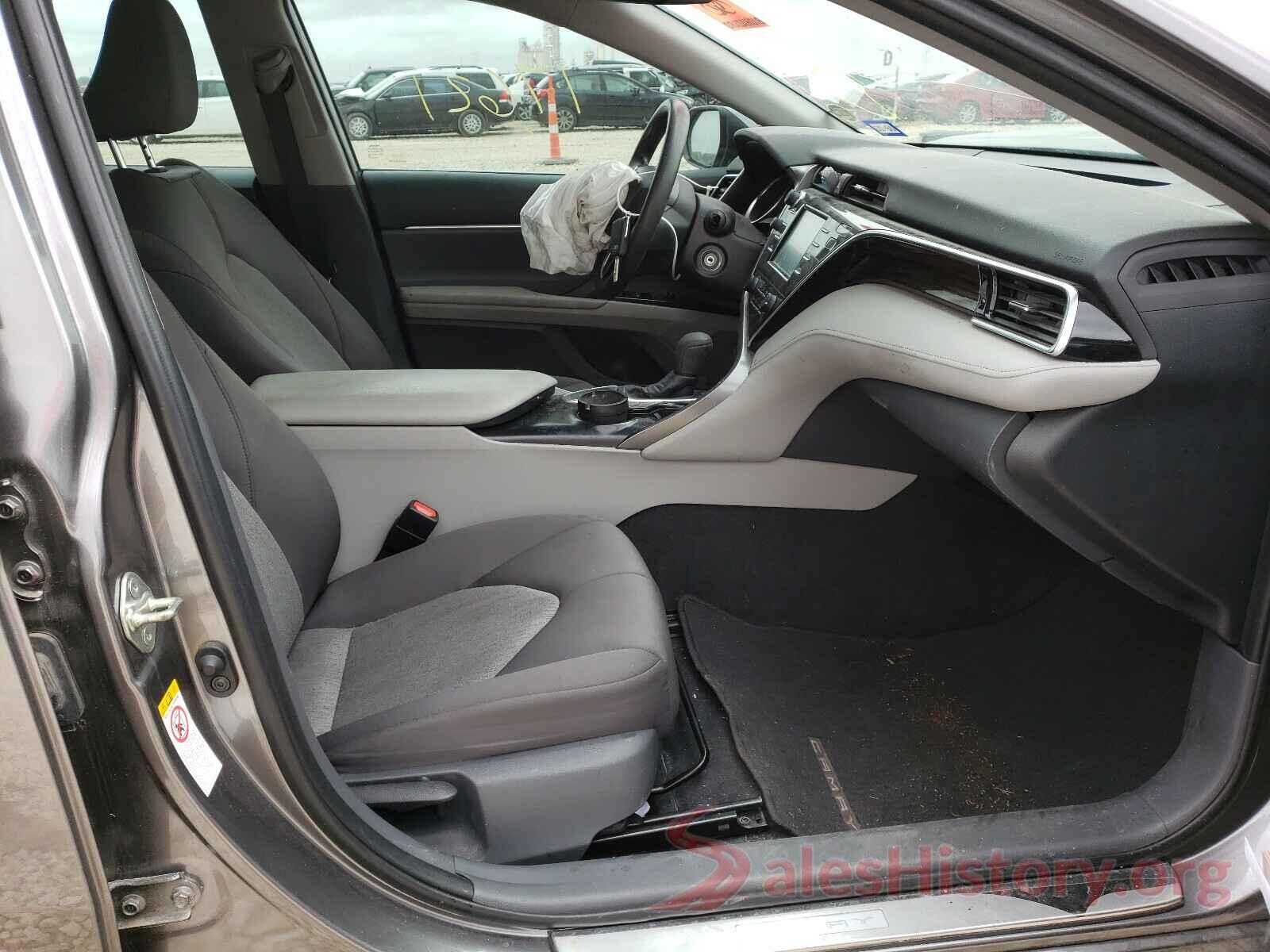 4T1B11HK6JU141601 2018 TOYOTA CAMRY