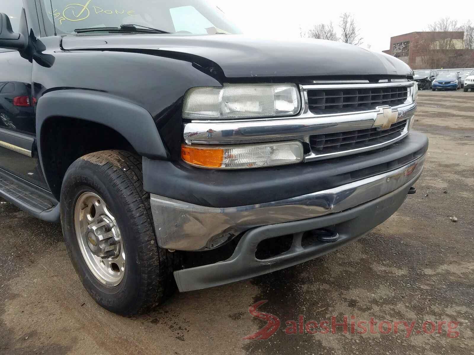 KL7CJKSBXJB699175 2004 CHEVROLET SUBURBAN