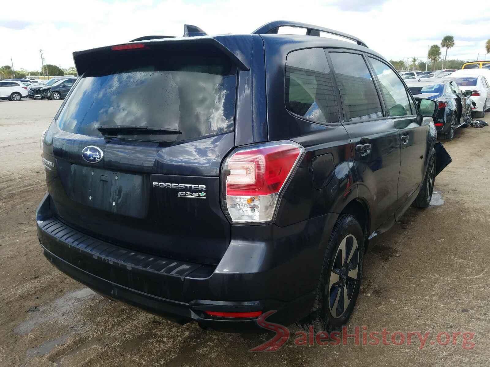 JF2SJAGC5HH469420 2017 SUBARU FORESTER