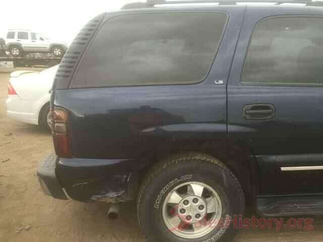 JTMRJREV0GD016652 2001 CHEVROLET TAHOE