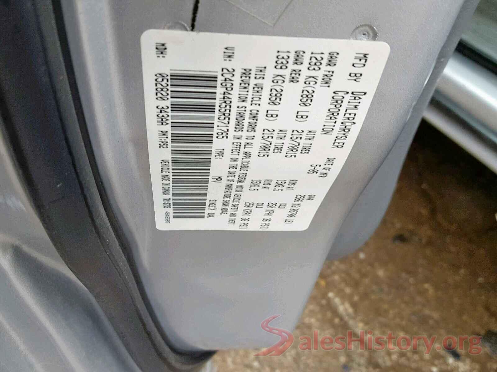 NM0GE9F72H1302028 2005 CHRYSLER TOWN & COU