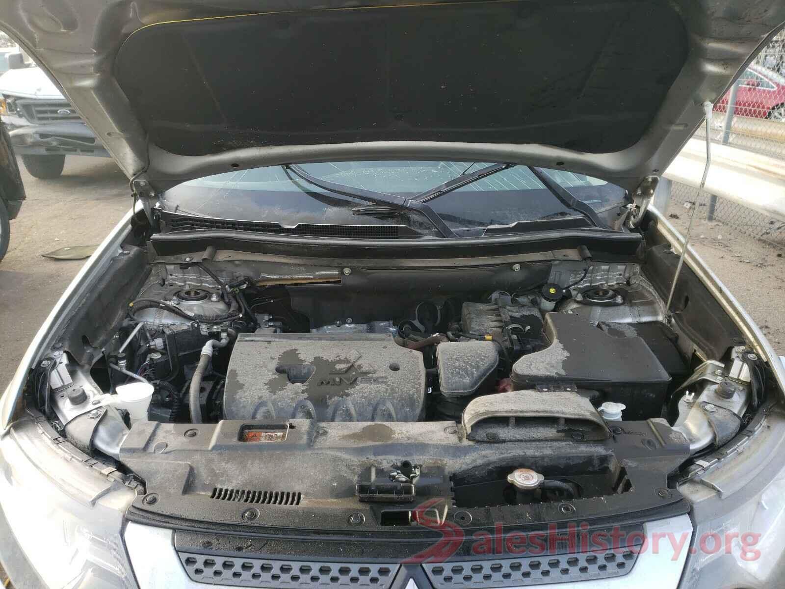 JA4AD3A3XKZ042834 2019 MITSUBISHI OUTLANDER