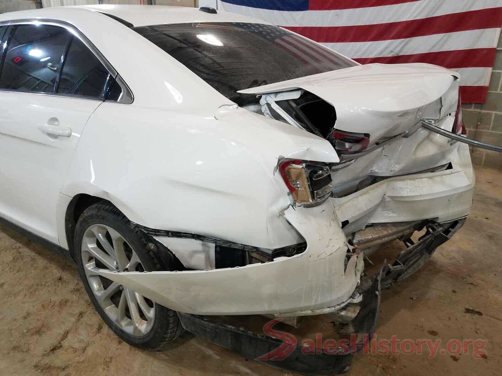 1FAHP2F87JG104085 2018 FORD TAURUS