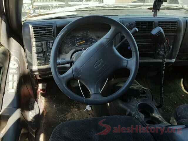 KM8J33A45GU117571 1996 CHEVROLET BLAZER