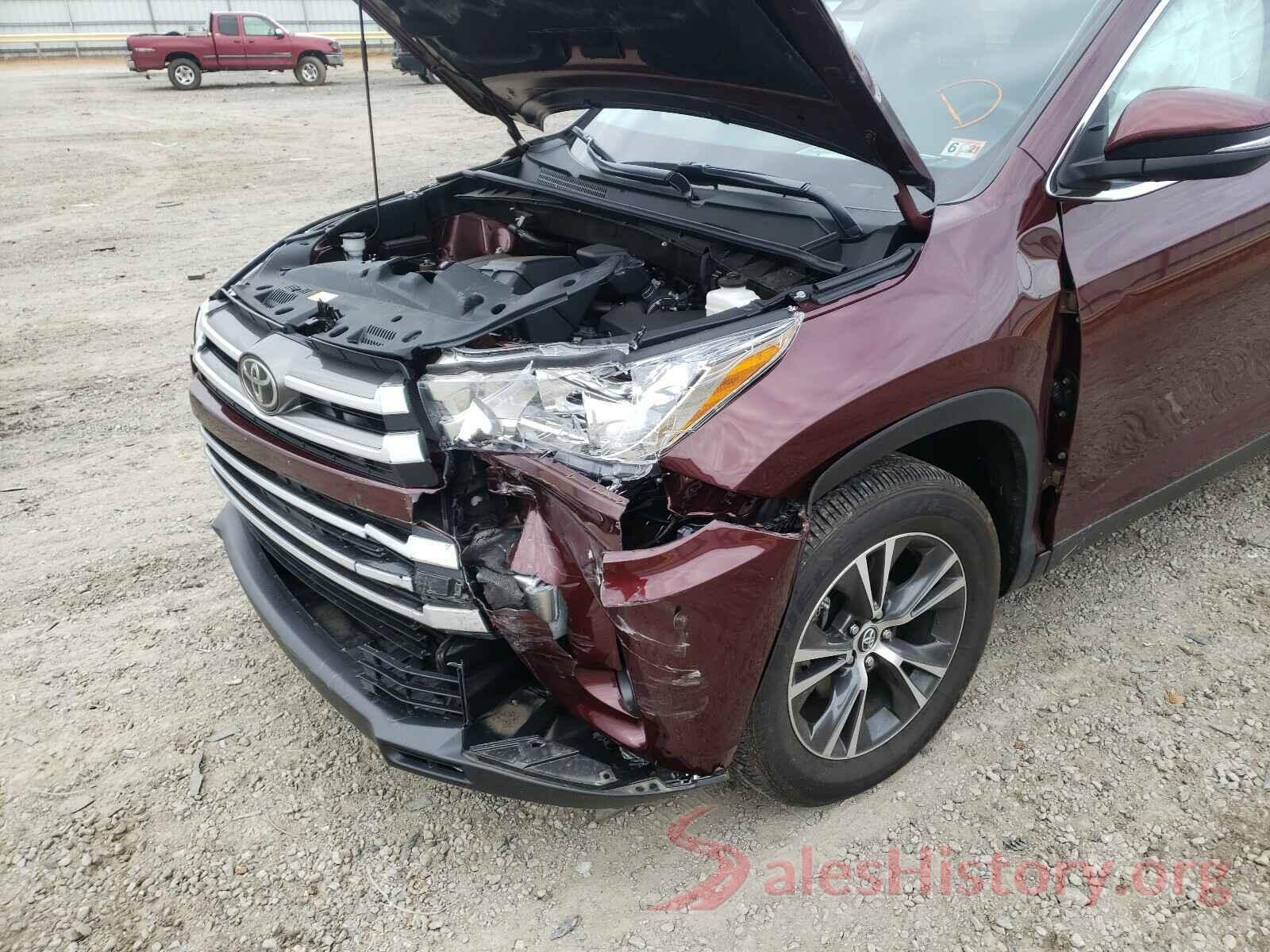 5TDZARFH0KS059801 2019 TOYOTA HIGHLANDER