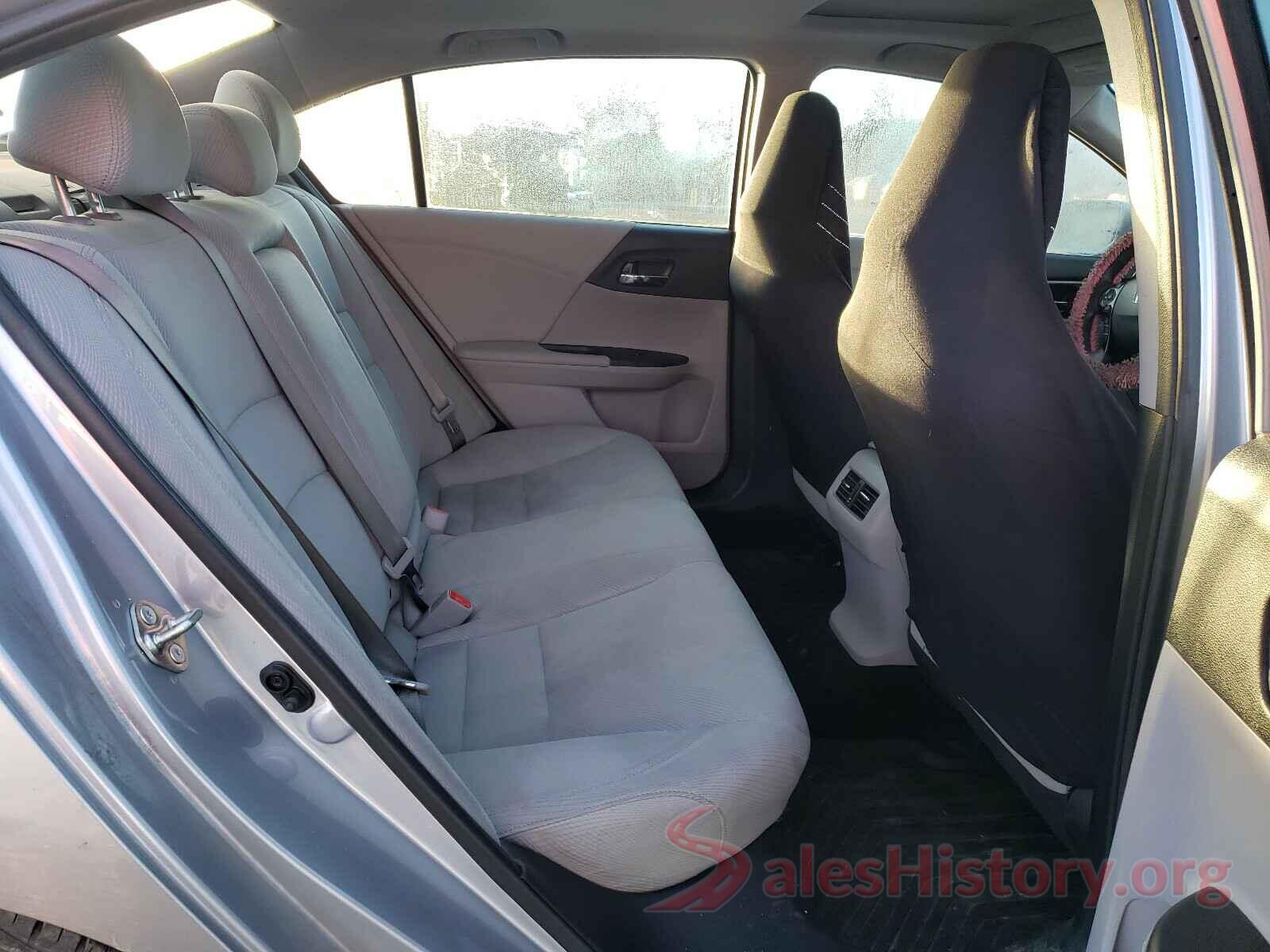 1HGCR2F77HA131579 2017 HONDA ACCORD