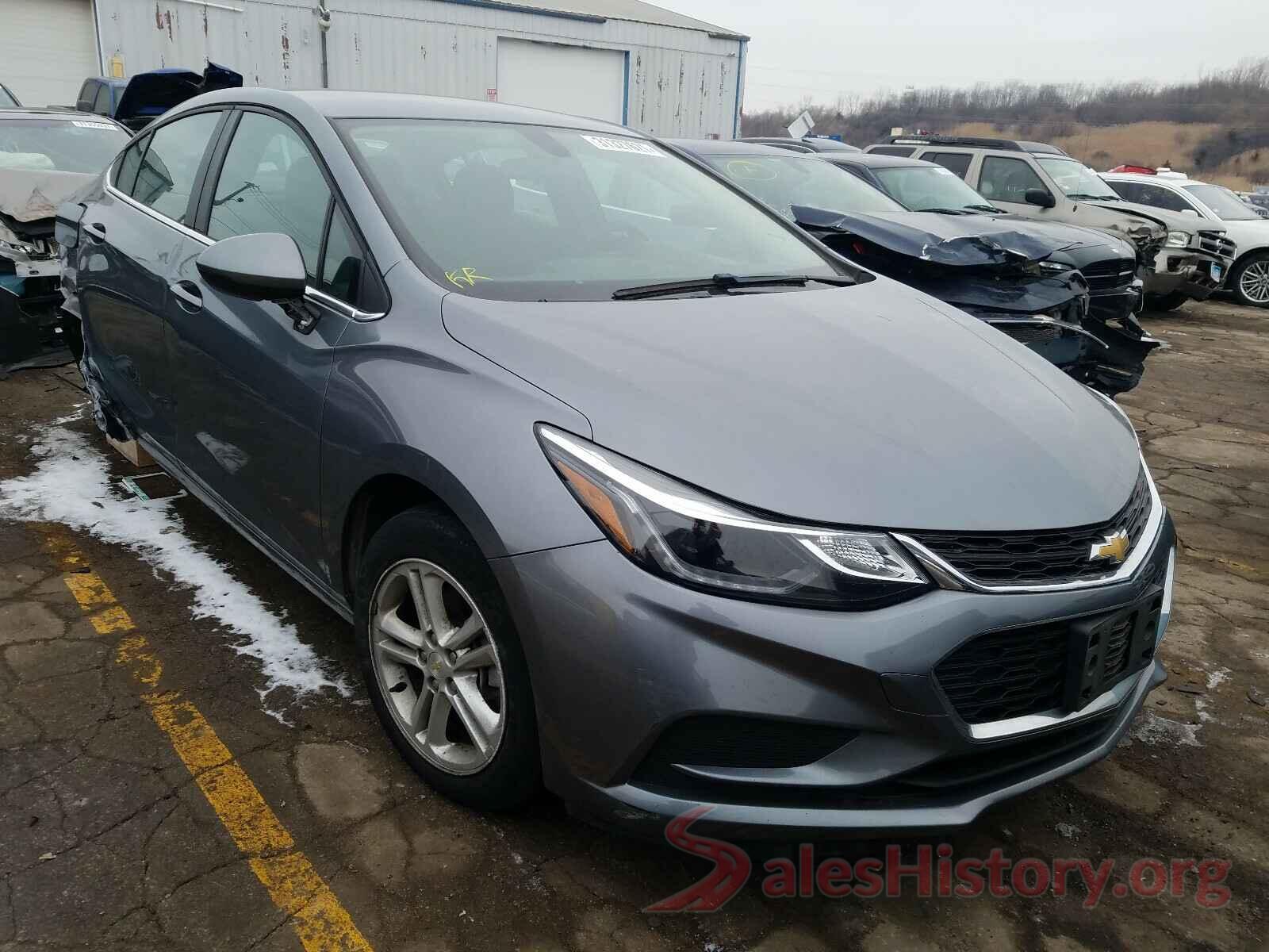 1G1BE5SM5J7137623 2018 CHEVROLET CRUZE