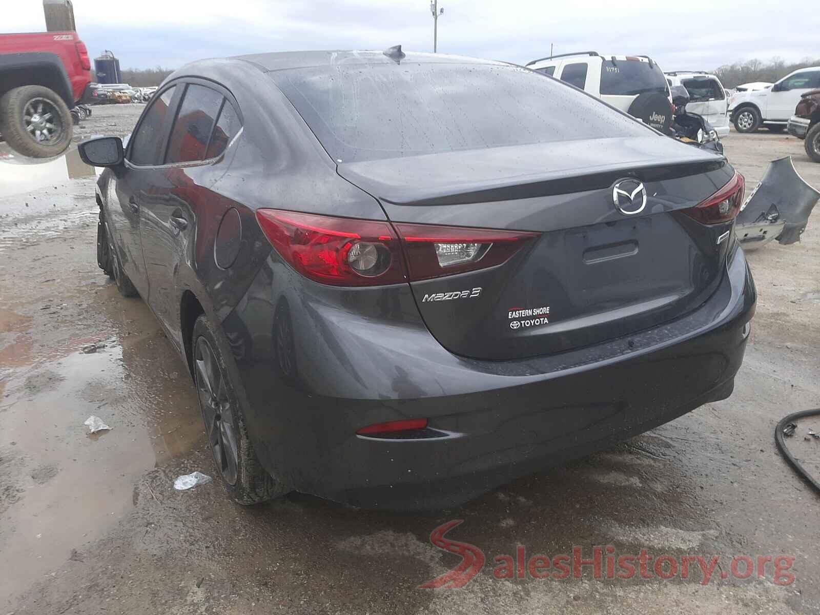 3MZBN1V38JM192458 2018 MAZDA 3