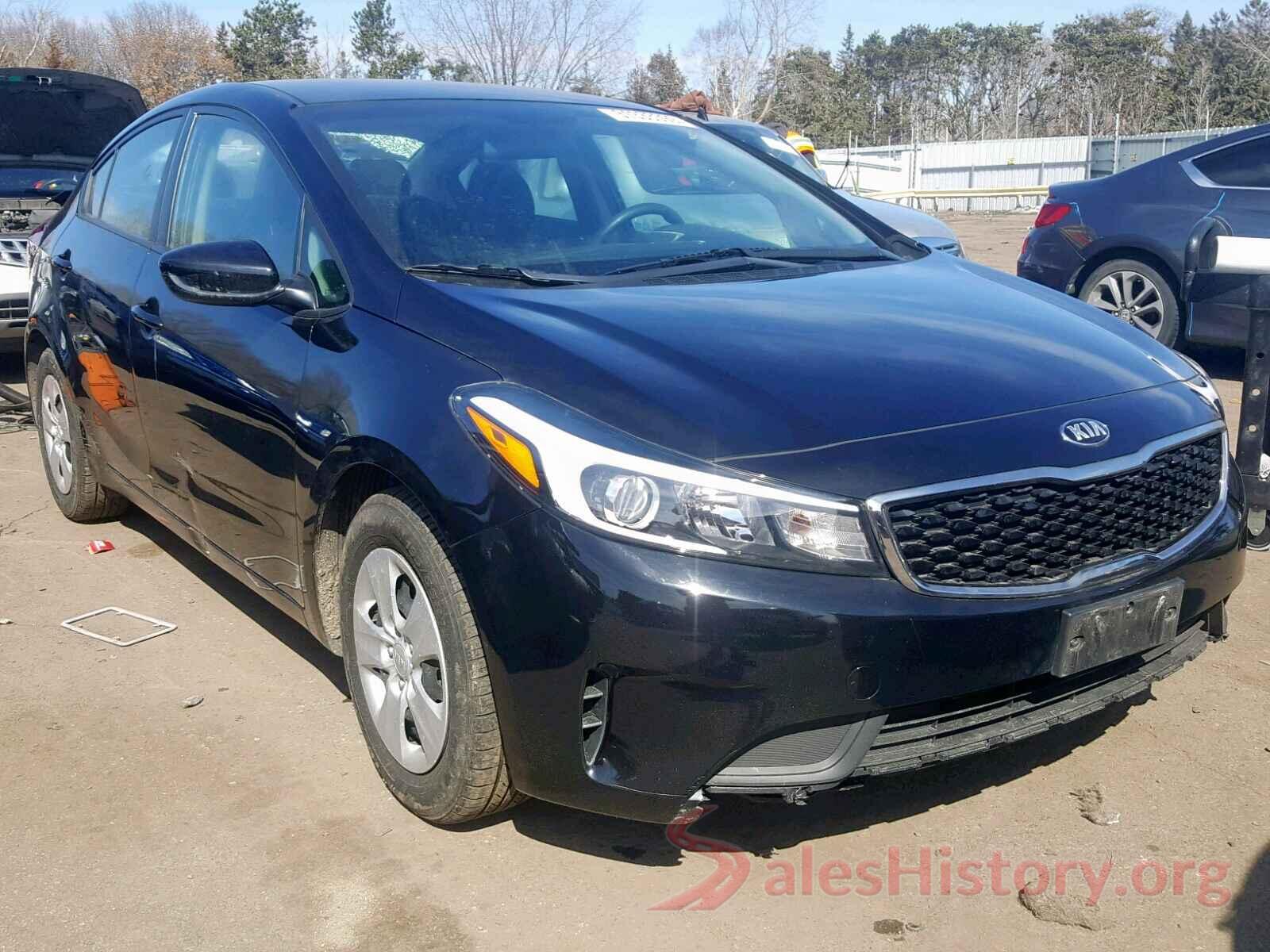 3KPFL4A7XHE112831 2017 KIA FORTE LX