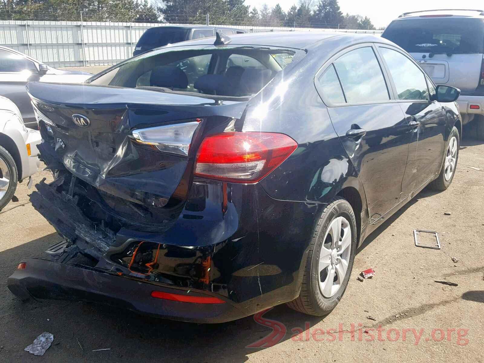 3KPFL4A7XHE112831 2017 KIA FORTE LX