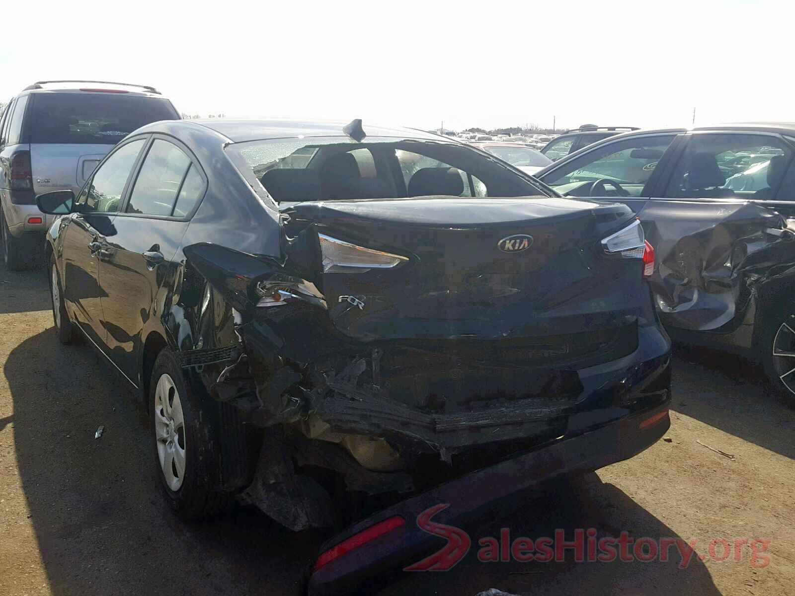 3KPFL4A7XHE112831 2017 KIA FORTE LX