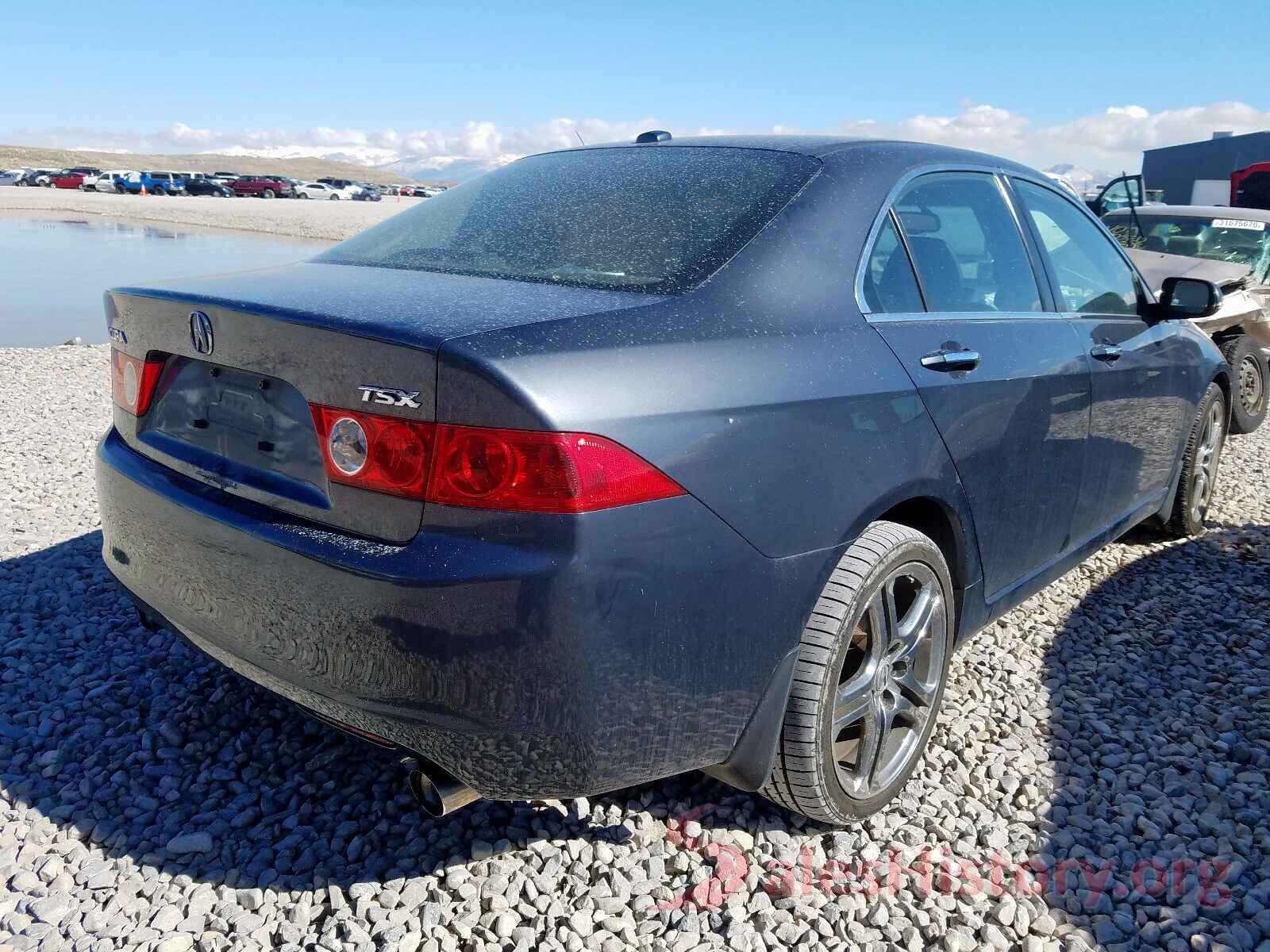 5NPE34AF1HH479194 2005 ACURA TSX