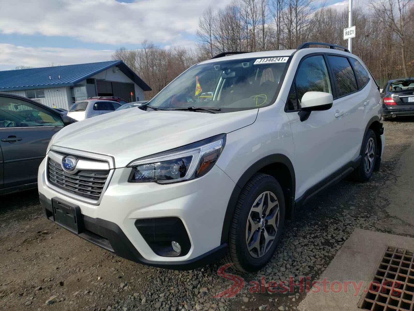 JF2SKAFC0MH402961 2021 SUBARU FORESTER