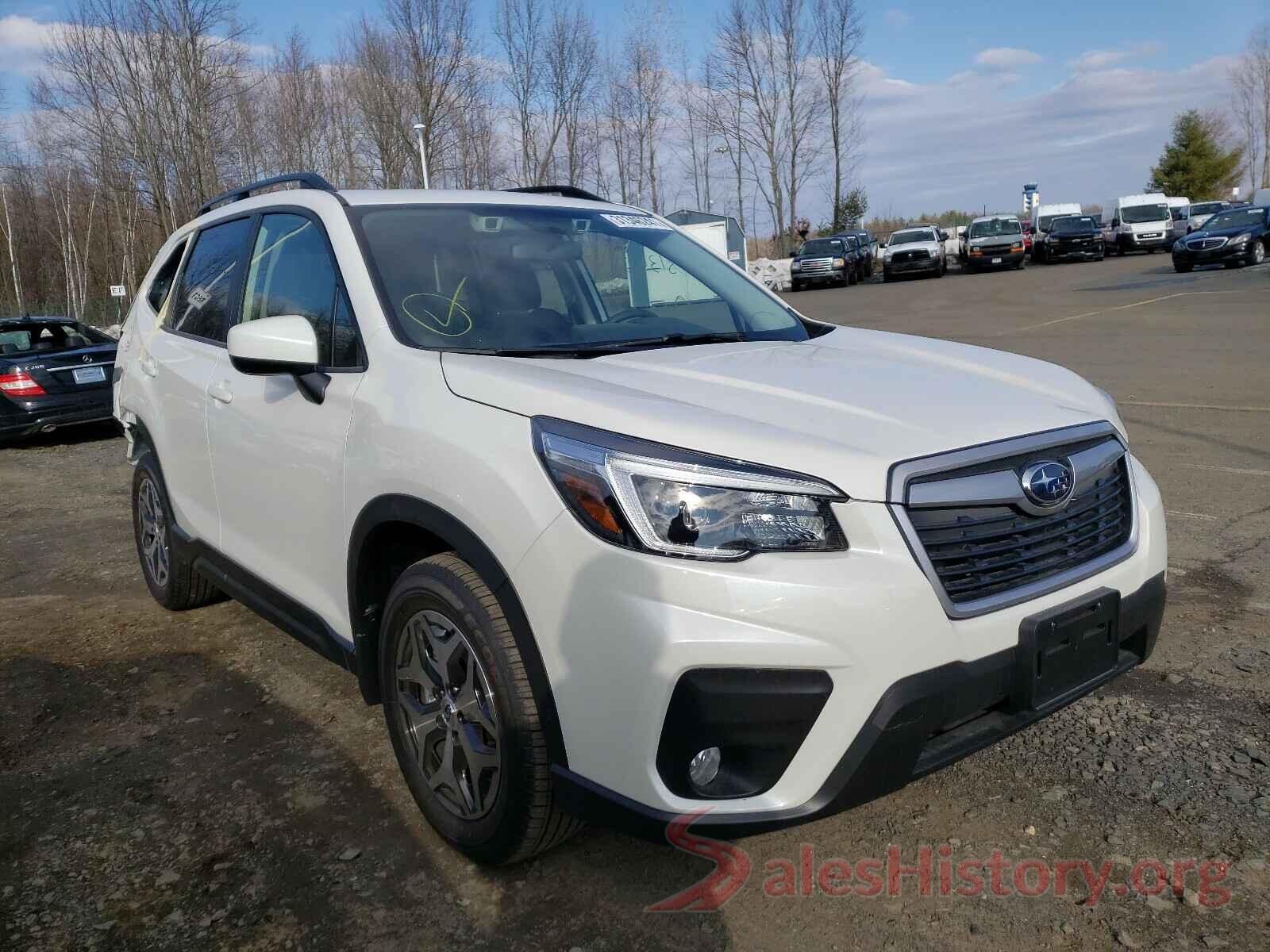 JF2SKAFC0MH402961 2021 SUBARU FORESTER