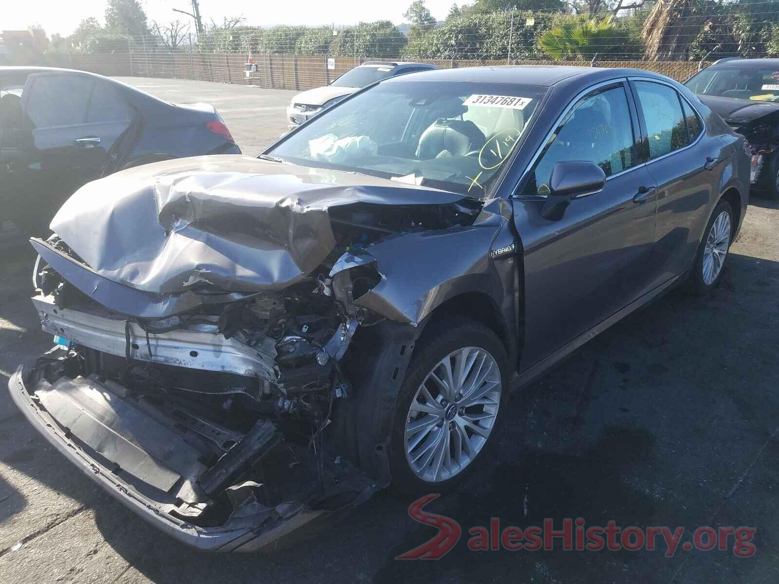 4T1B21HKXJU008661 2018 TOYOTA CAMRY