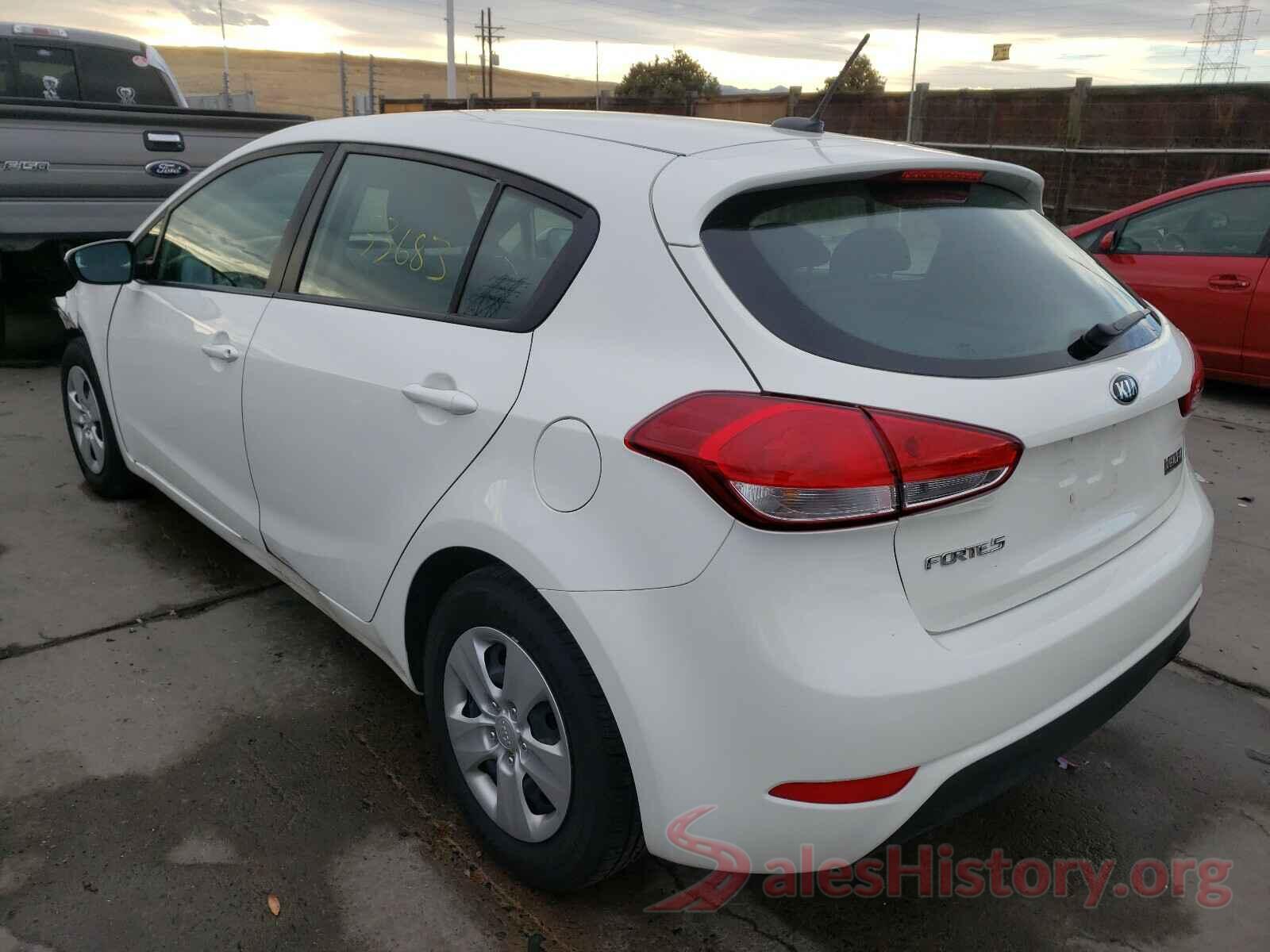 KNAFK5A87H5715102 2017 KIA FORTE