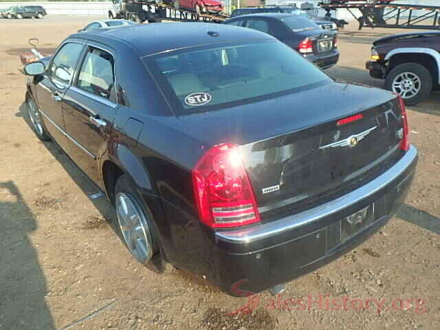 1N6AD0CU5GN798089 2010 CHRYSLER 300