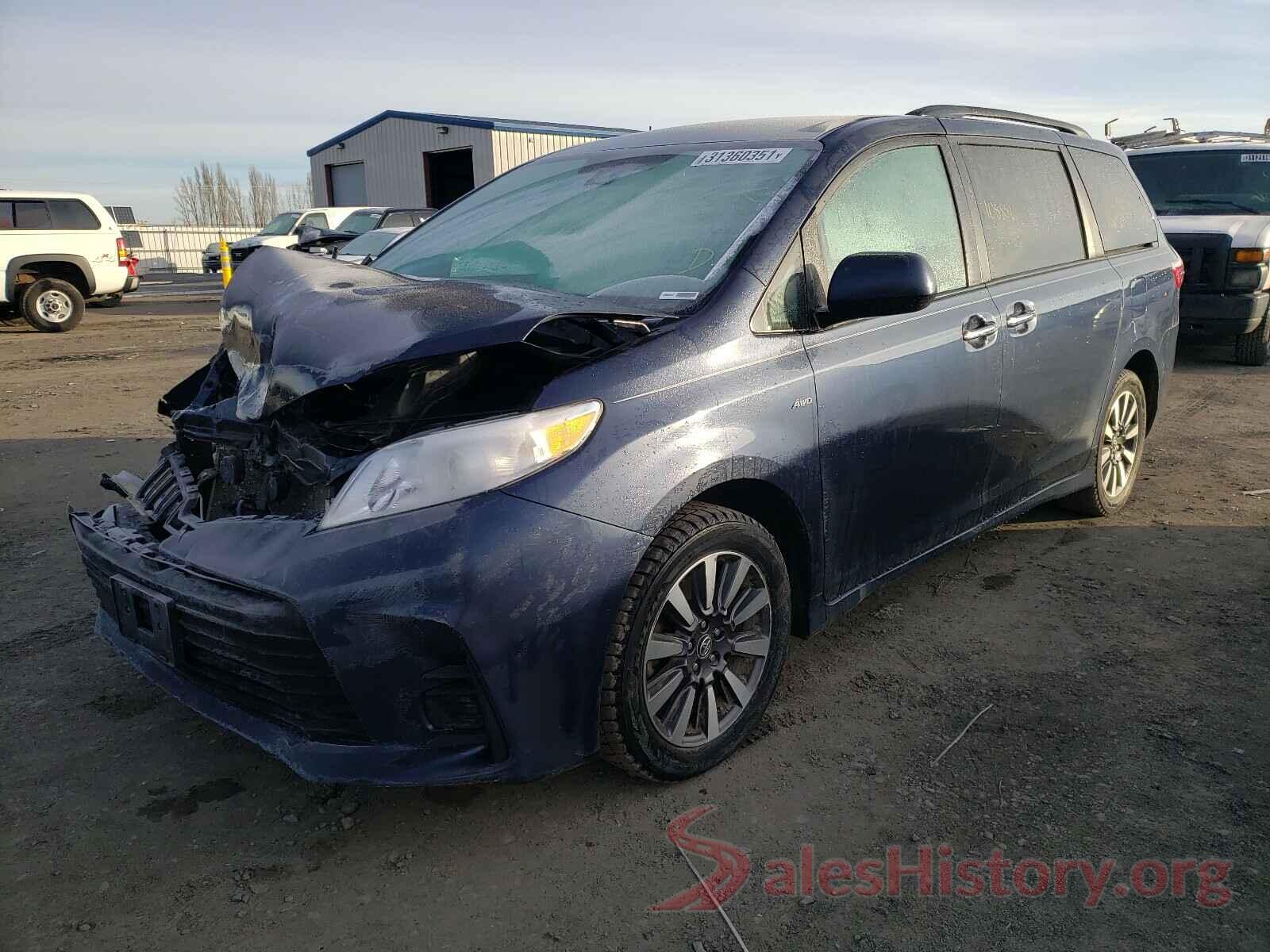 5TDJZ3DC1KS225933 2019 TOYOTA SIENNA