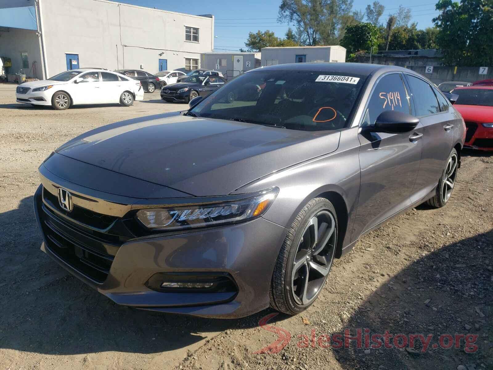 1HGCV1F34JA158845 2018 HONDA ACCORD