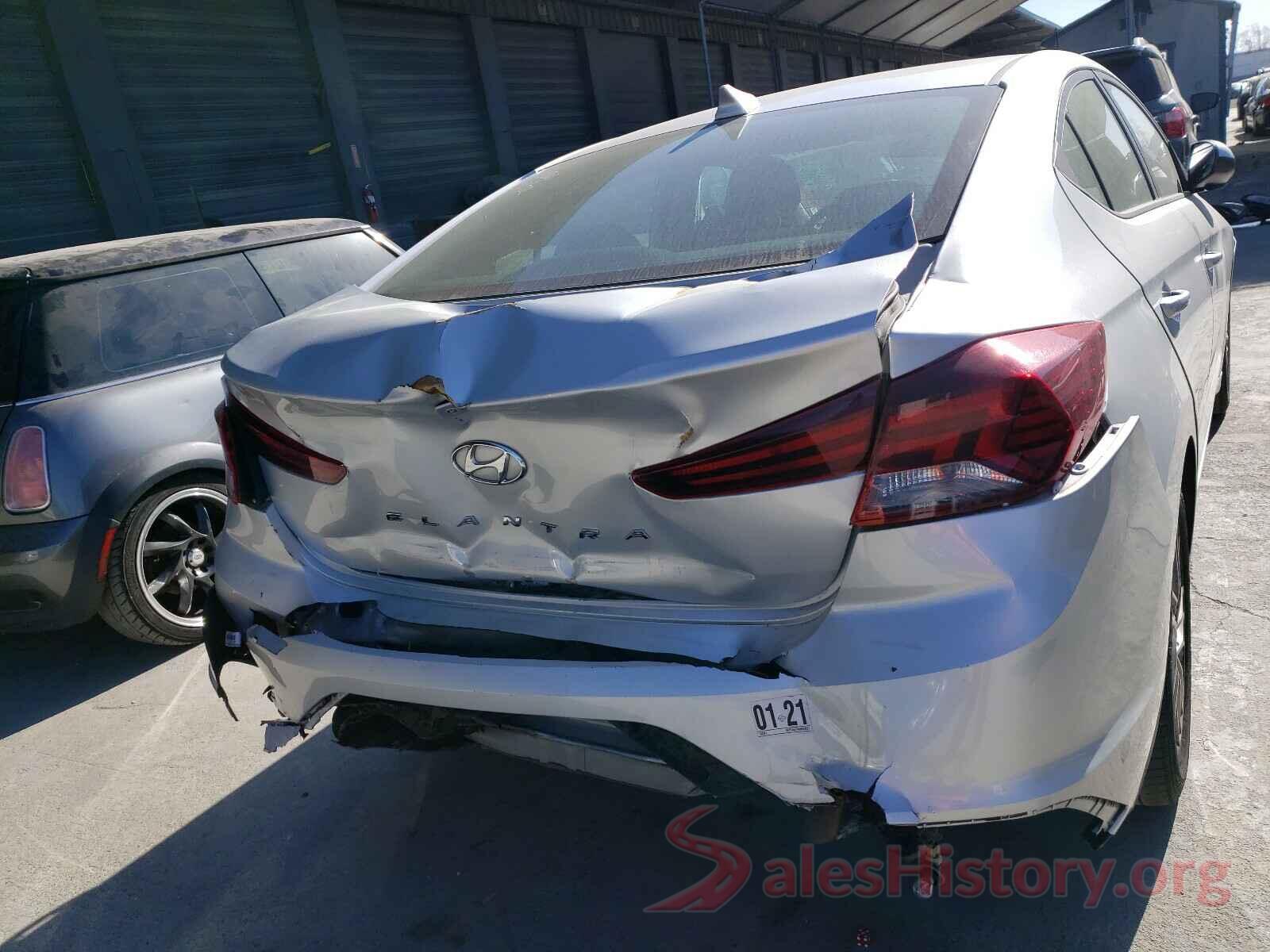 5NPD84LFXKH424261 2019 HYUNDAI ELANTRA