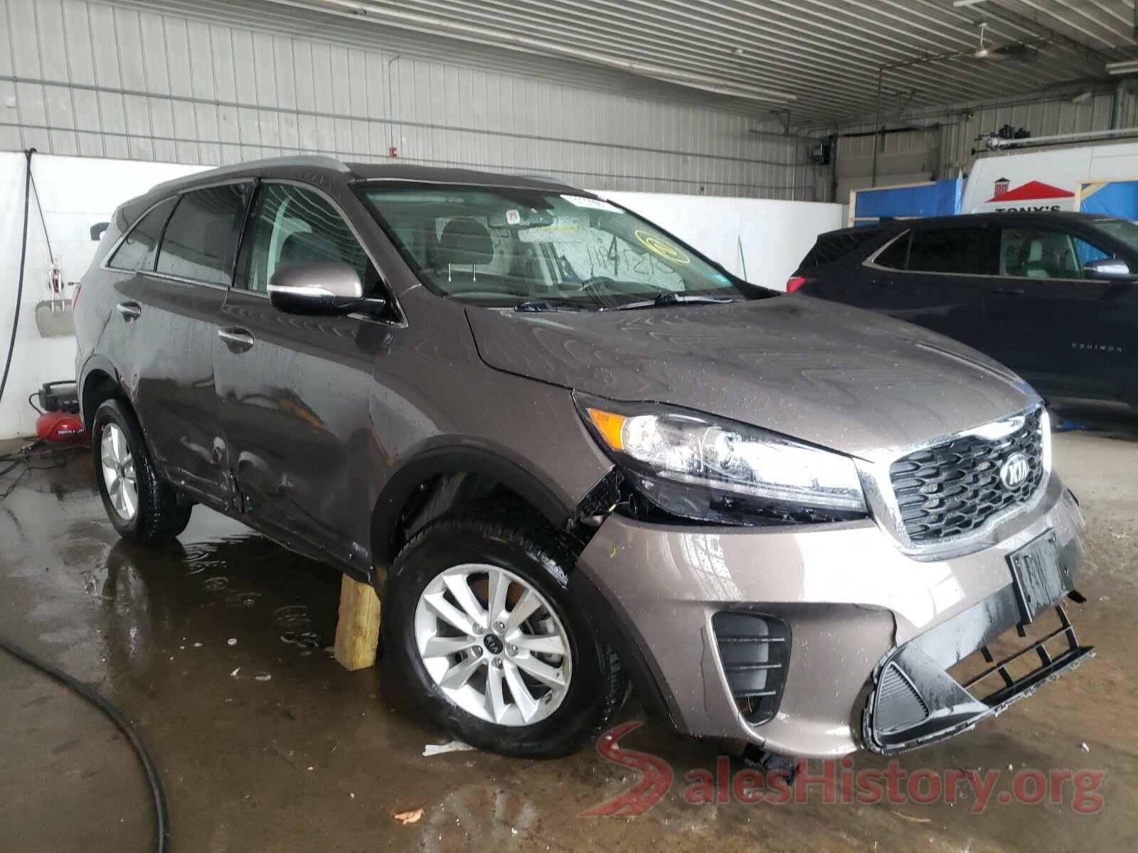 JN8AT2MT2HW136994 2019 KIA SORENTO