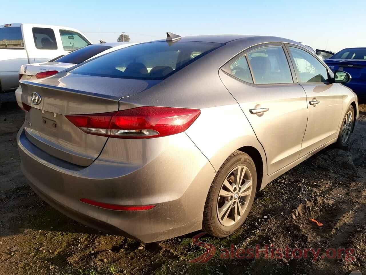 5NPD84LF4JH260035 2018 HYUNDAI ELANTRA