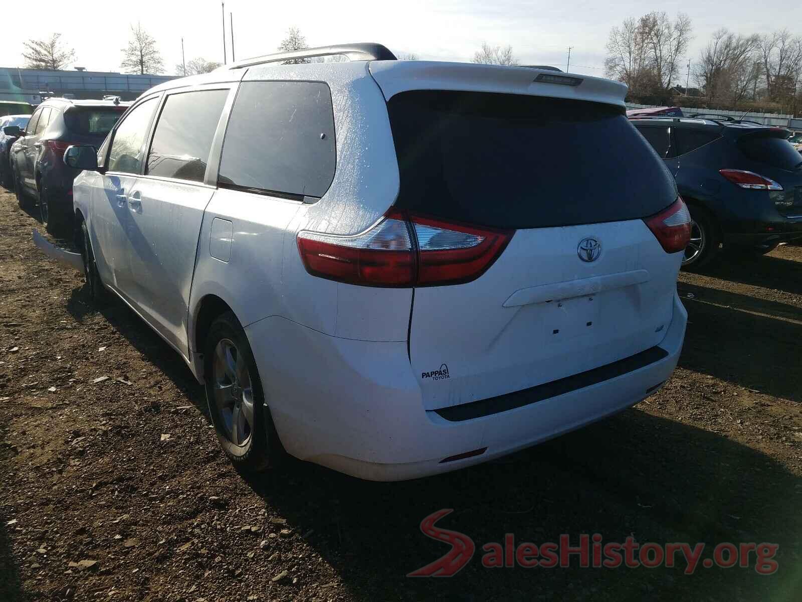 5TDKZ3DC0HS835061 2017 TOYOTA SIENNA