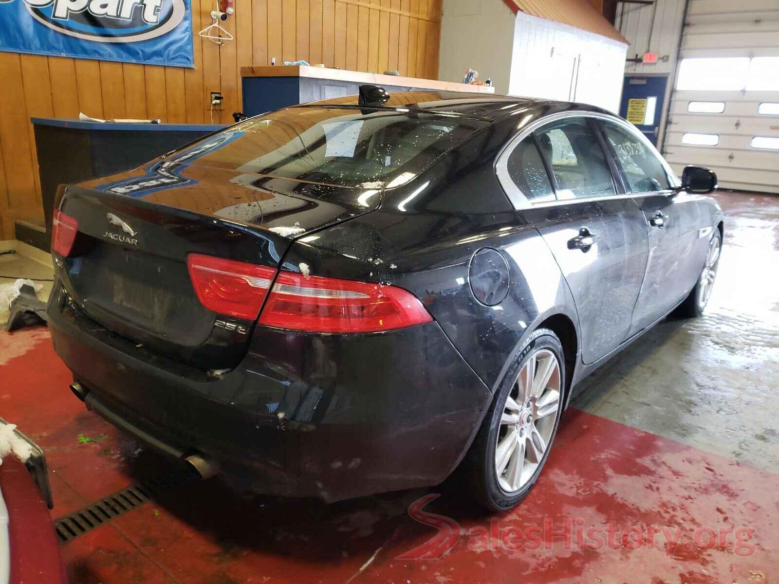 SAJAR4FX9KCP52207 2019 JAGUAR XE