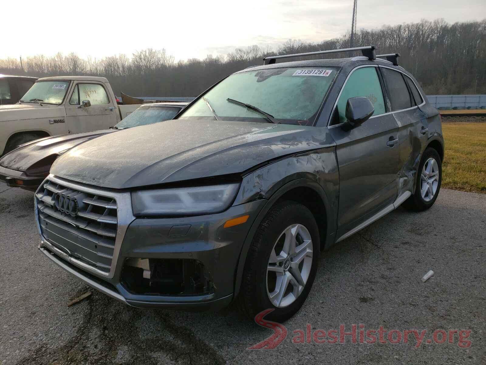 WA1ANAFY9K2135617 2019 AUDI Q5