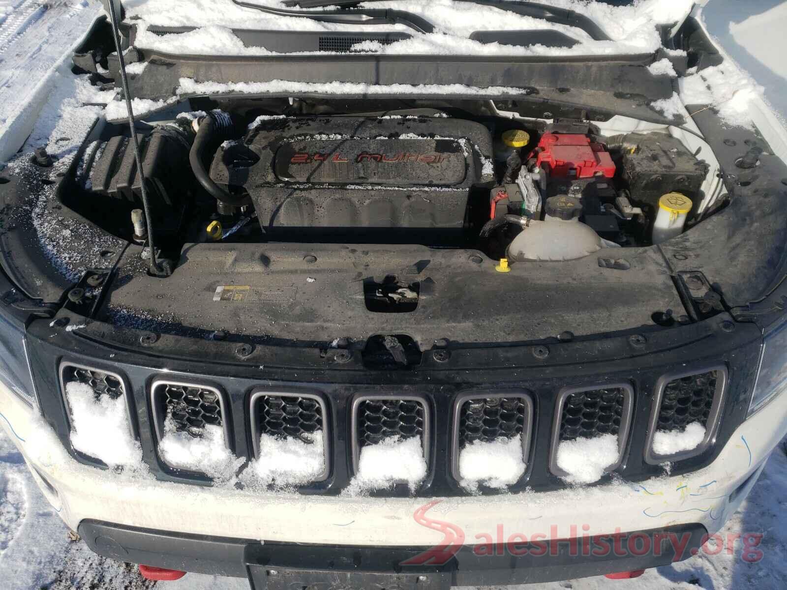 3C4NJDDB3KT747913 2019 JEEP COMPASS