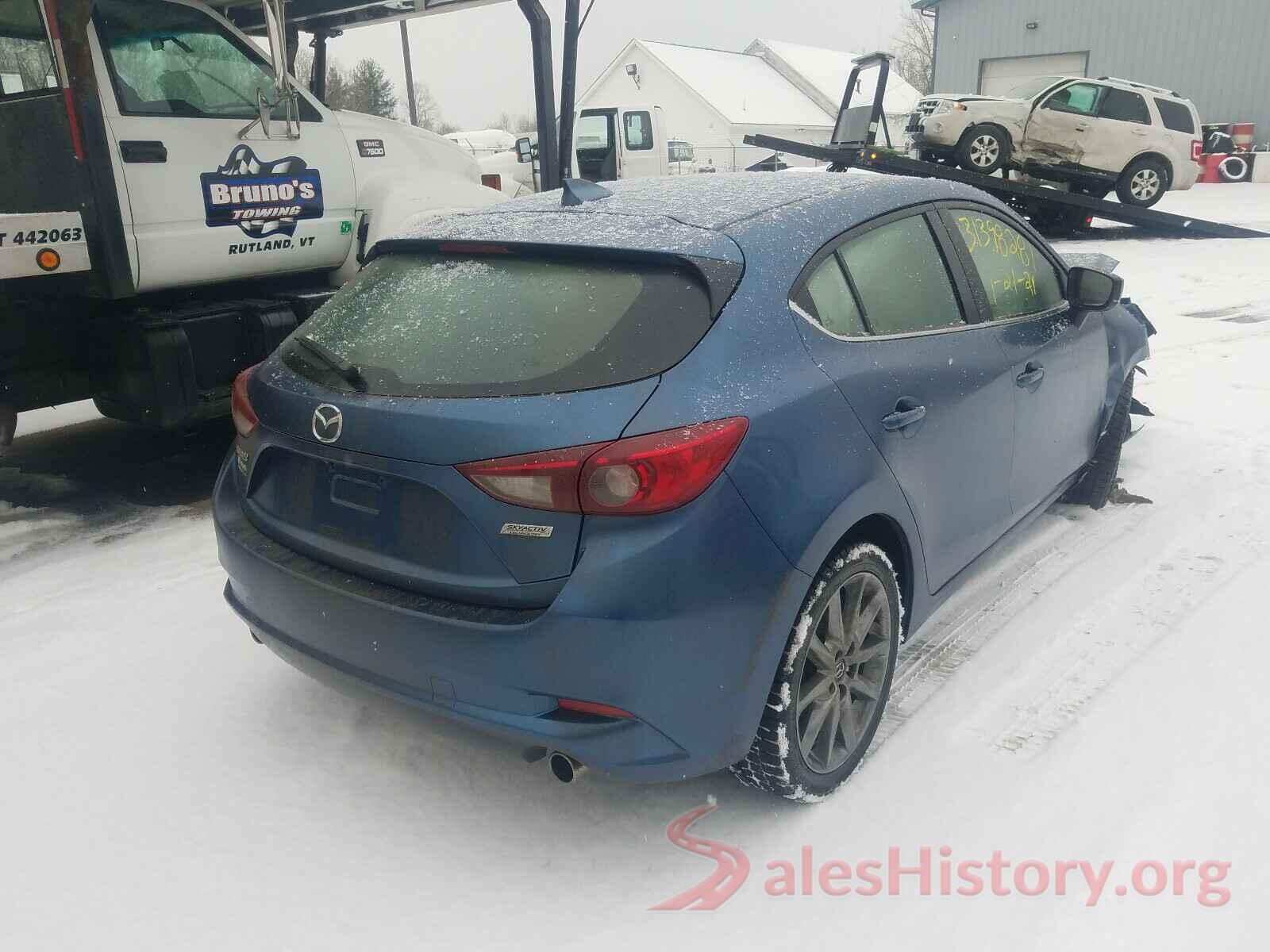 3MZBN1L32JM251149 2018 MAZDA 3