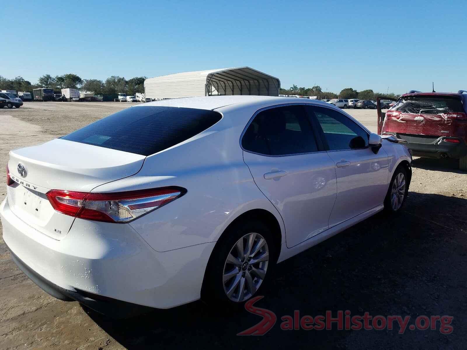 4T1B11HK6JU141159 2018 TOYOTA CAMRY