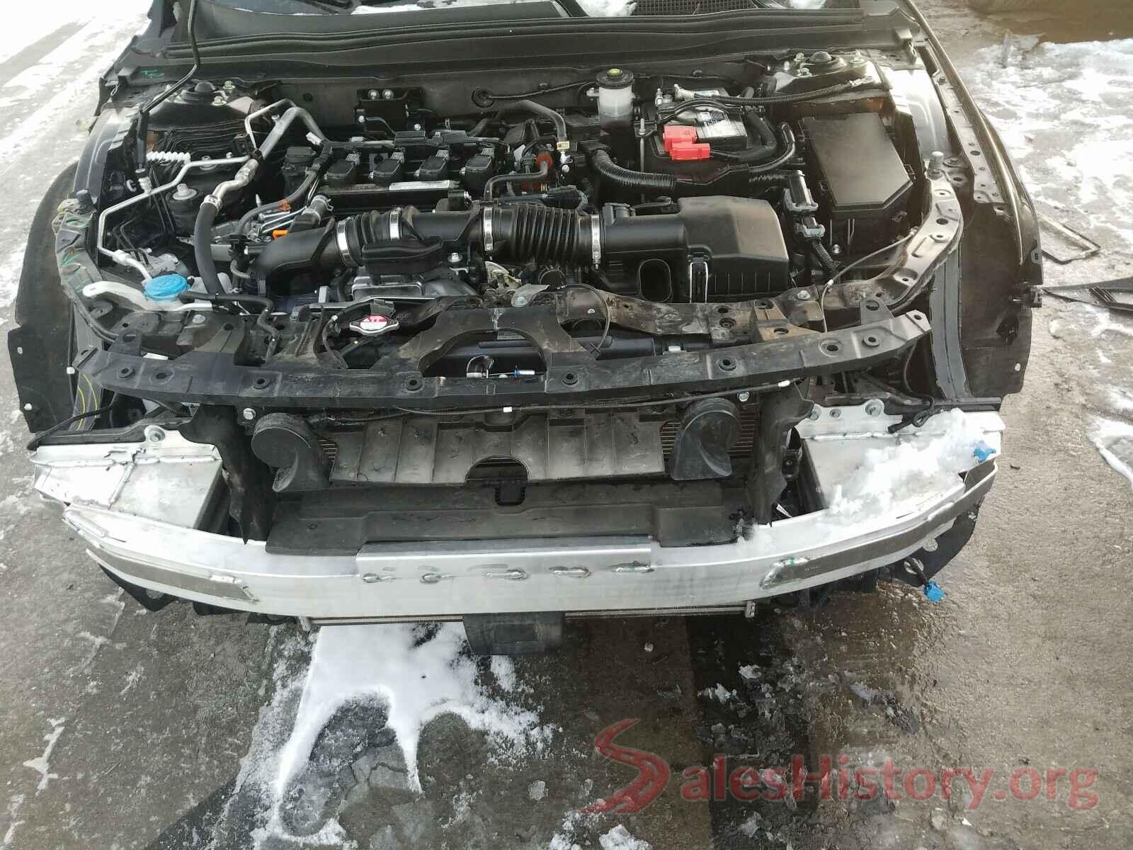 1HGCV1F97JA038672 2018 HONDA ACCORD