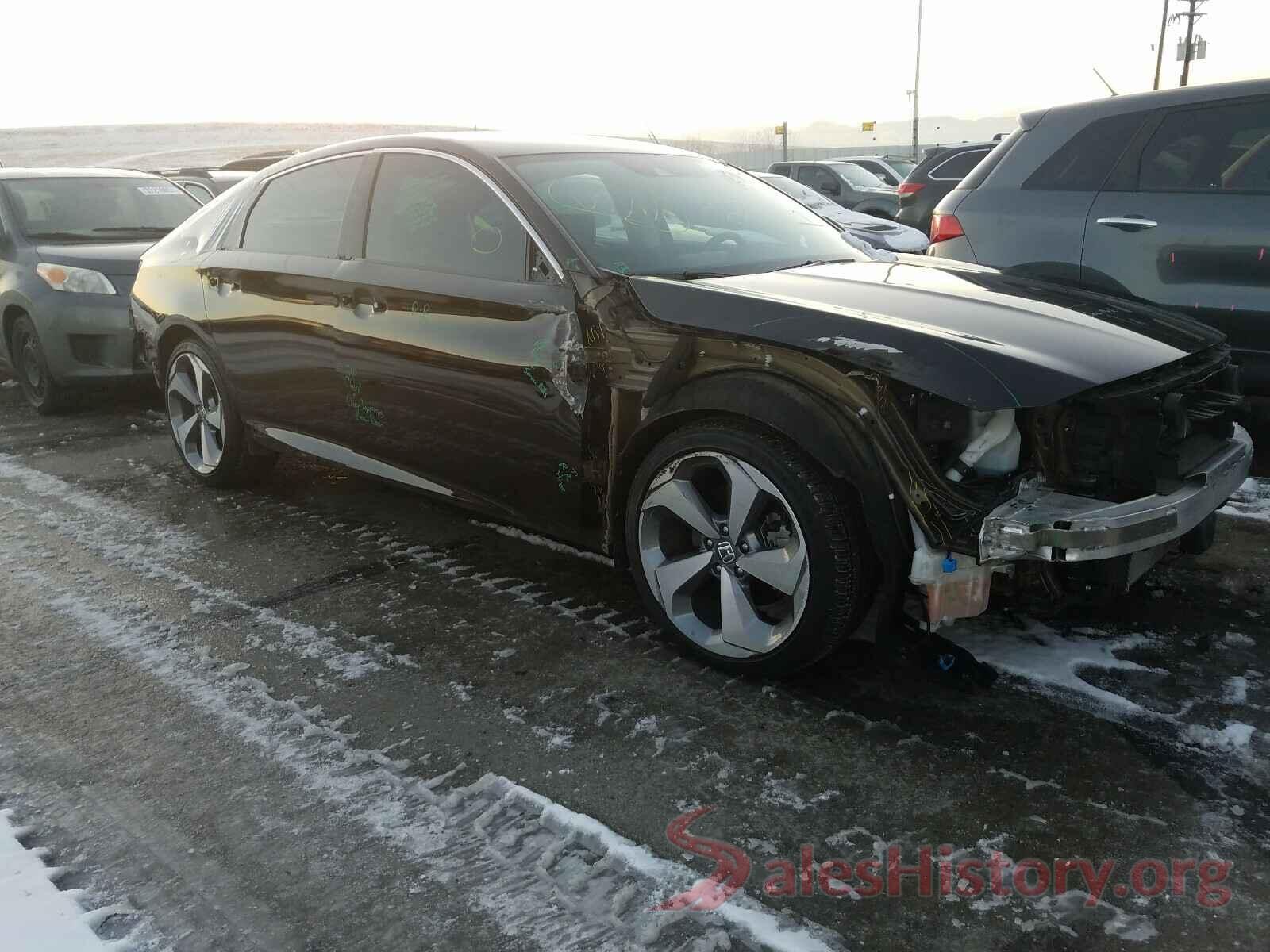 1HGCV1F97JA038672 2018 HONDA ACCORD