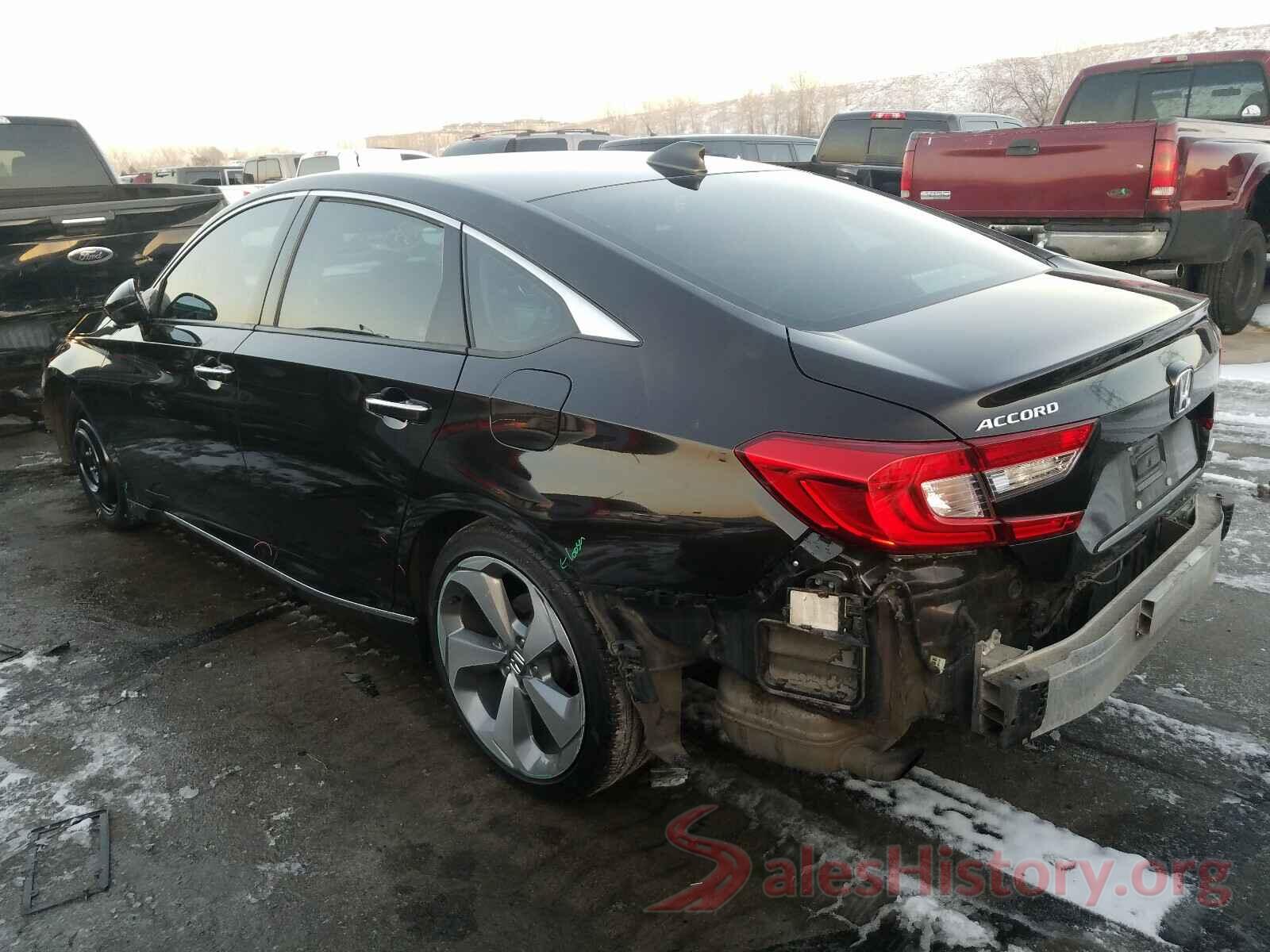 1HGCV1F97JA038672 2018 HONDA ACCORD